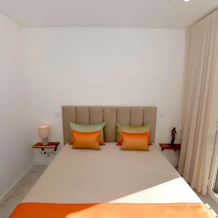 Oro Nero Encantos - Luxury 2 Bedroom In Location Daire Nazaré